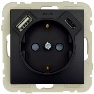 Steckdosen mit Berührungsschutz